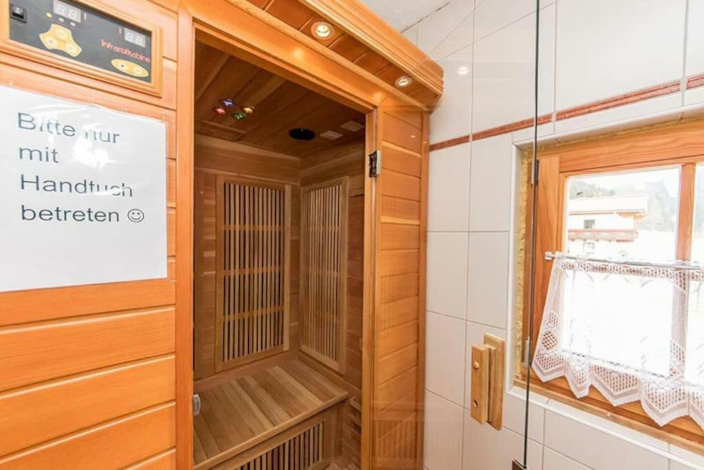 Bauernhuette Niedermaisgut Holiday home *